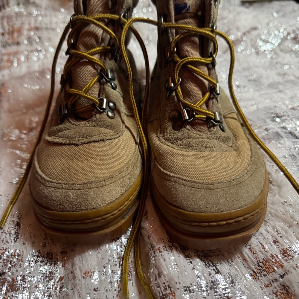 Kangaroos Kids Water Resistant Trail Boats, Brown (yellow Laces) 1.5 EU